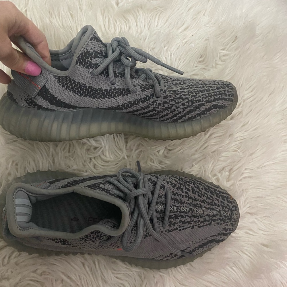 Yeezy Boost 350 V2 'Beluga 2.0' - Picture 2 of 5